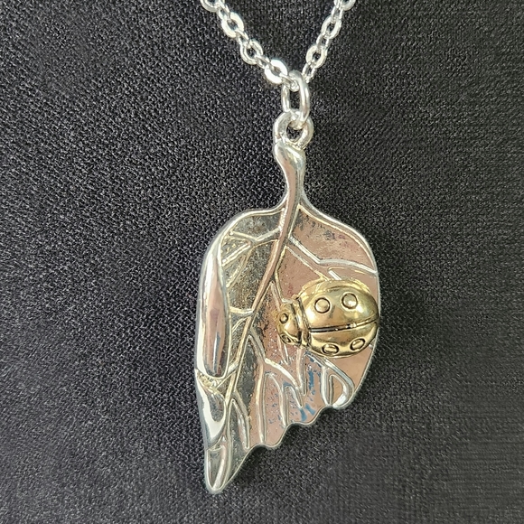 Lucky You Leaf Gold And Silver Metal Lady Bug Necklace & Earring Set - Picture 5 of 8